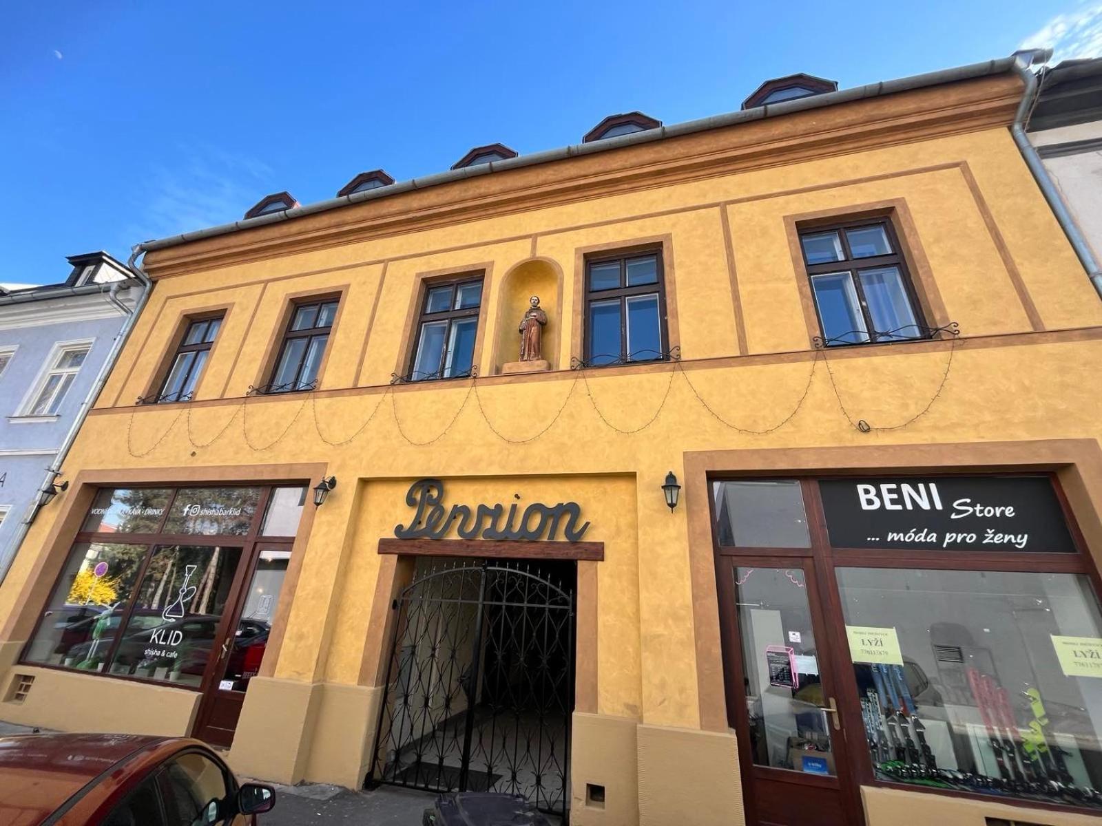 安东尼卡膳食公寓 Prostějov 外观 照片